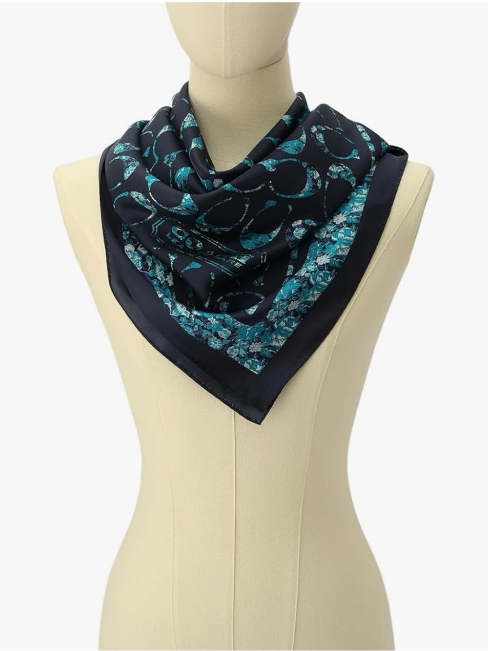 NWT Coach Women's Signature C Rose Meadow Printed 100% Silk Square Scarf
